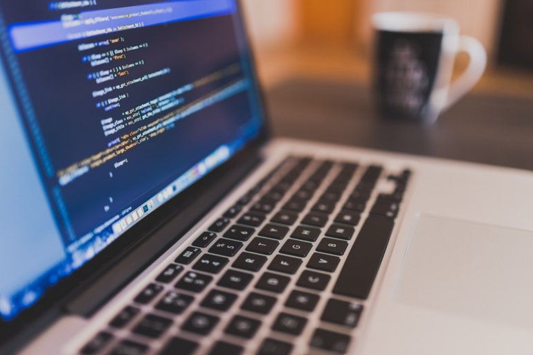 Jakie są obowiązki informatyka?